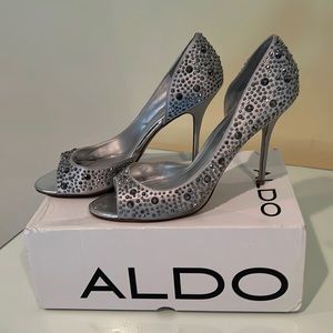 Aldo silver 4” pumps